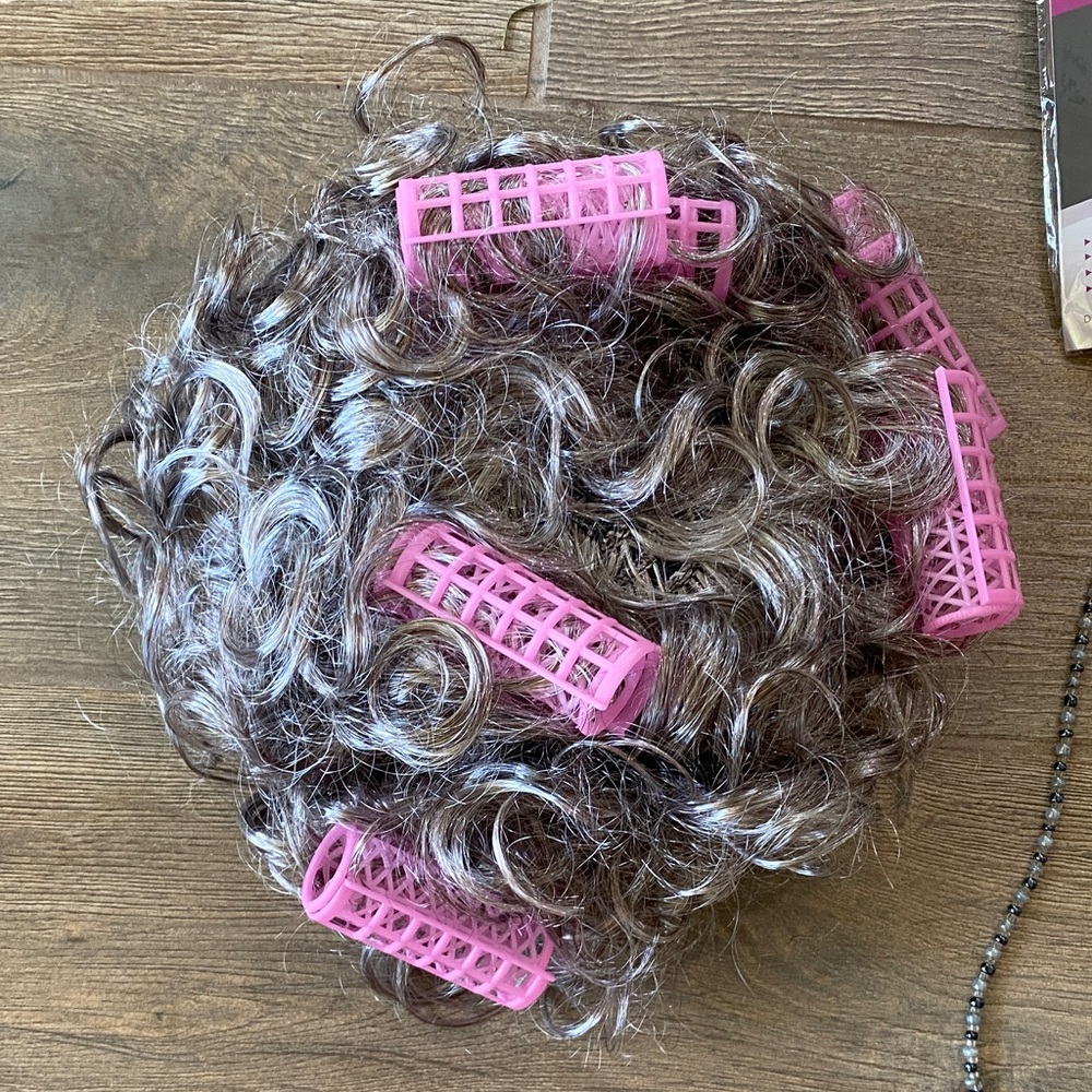 Kids Grandma Costume Wig Set with Pink Rollers - Picture 2 of 5